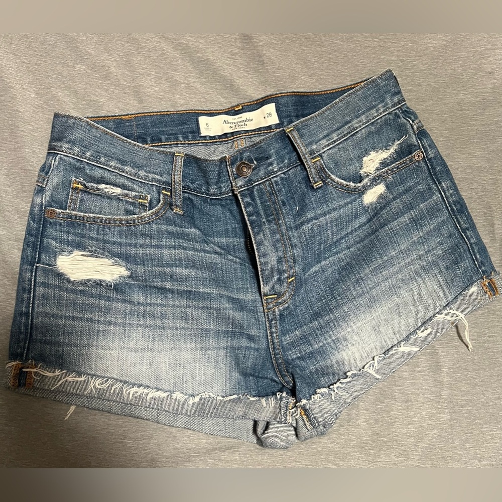 Abercrombie & Fitch denim festival shorts